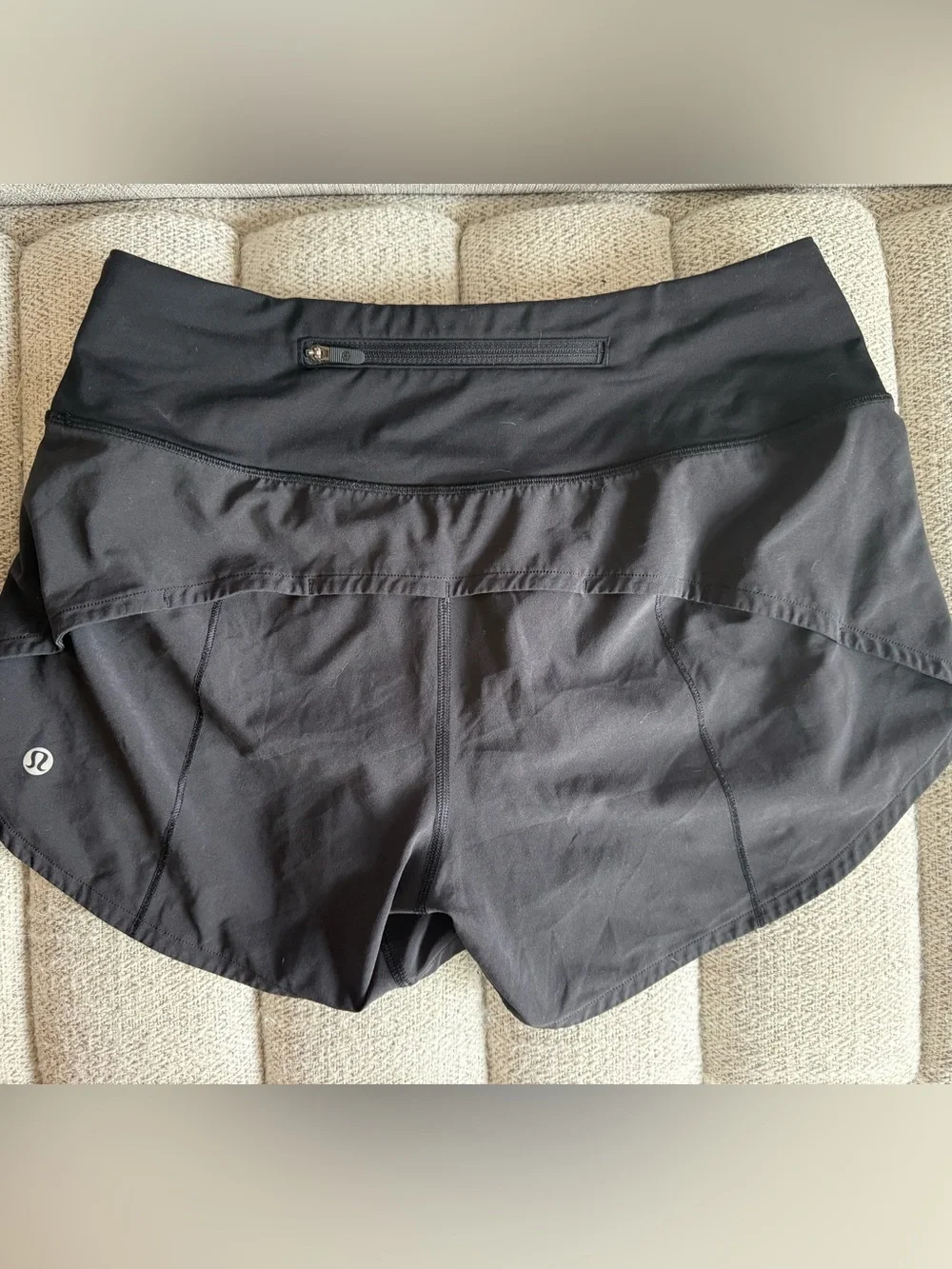 Lululemon Speed up Women’s Black Athletic Shorts - High-Waist Performance